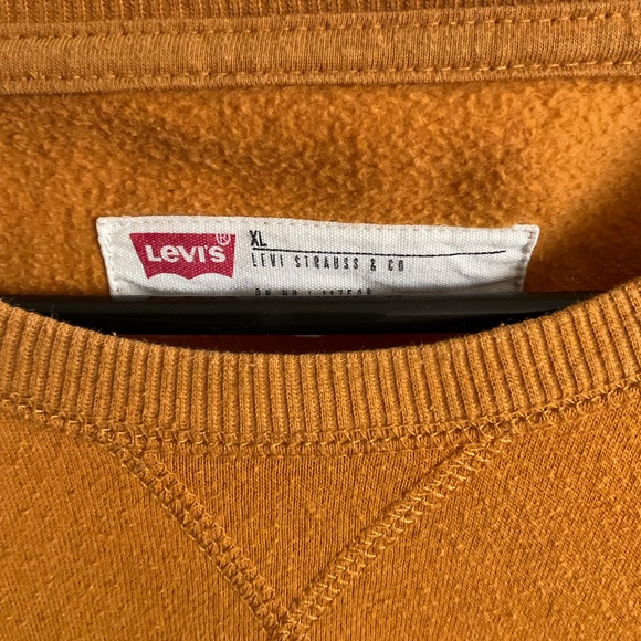 Levi’s sweater - Picture 2 of 3